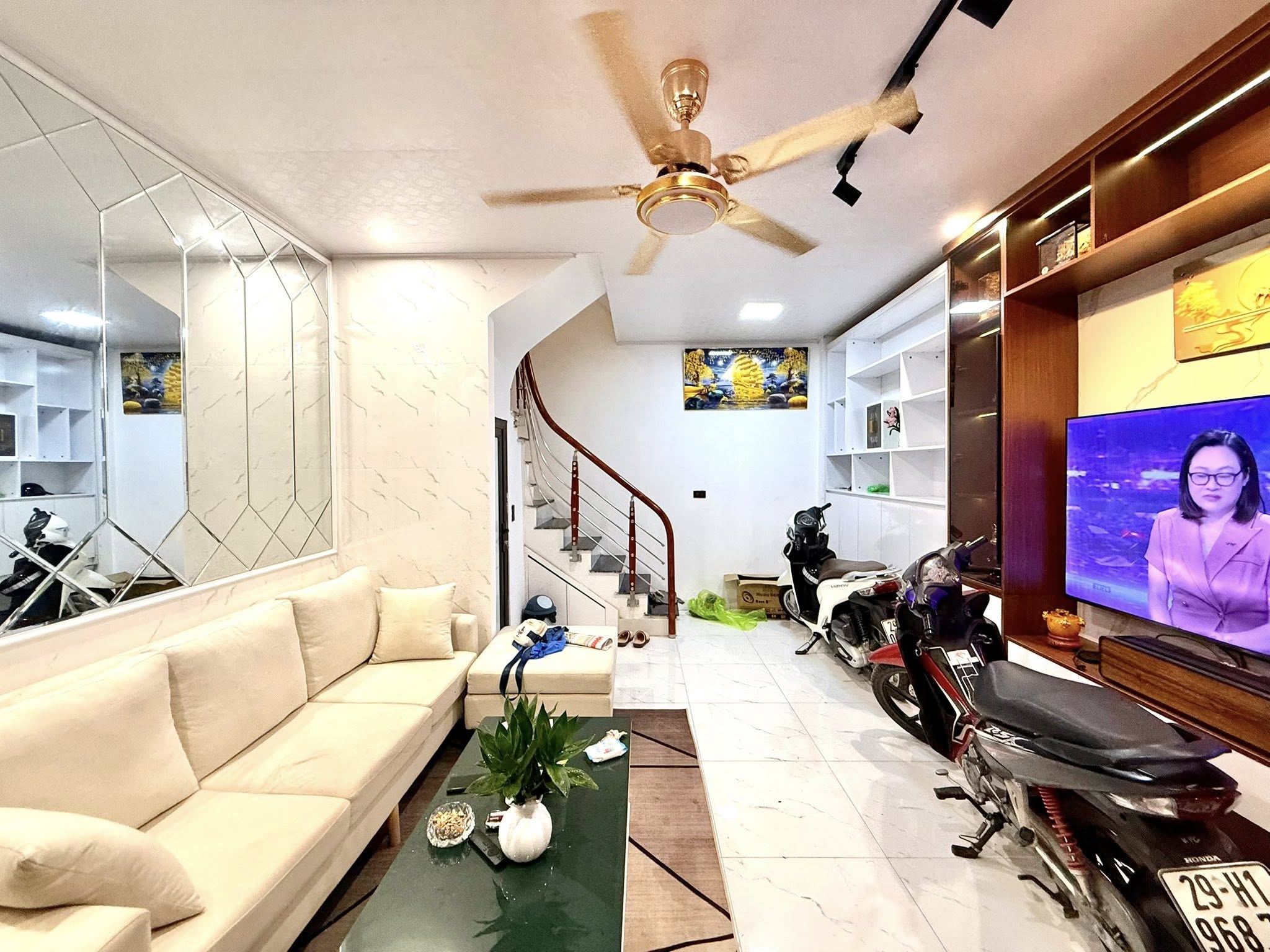 Bán nhà mặt phố Xuân Phương 220m², MT 8m, 4 tầng – Giá 49.5 tỷ   📞 LH: 0975 626 023 – Lê Tuấn - Ảnh 2